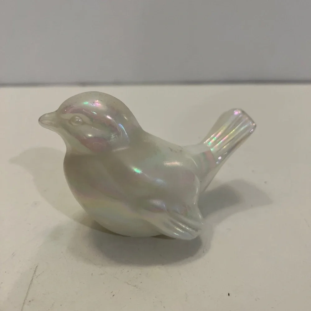 Vtg FENTON Hand Blown Iiridescent Signed Dove Love Bird Figurine